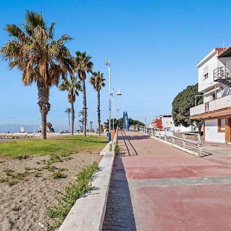 Apartamento Frente A La Playa Malaga Luaran gambar