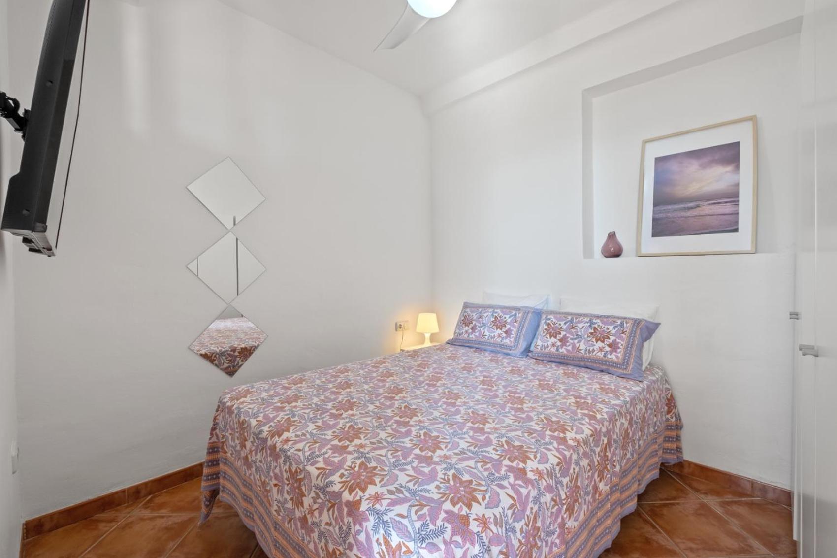 Apartamento Frente A La Playa Malaga Luaran gambar