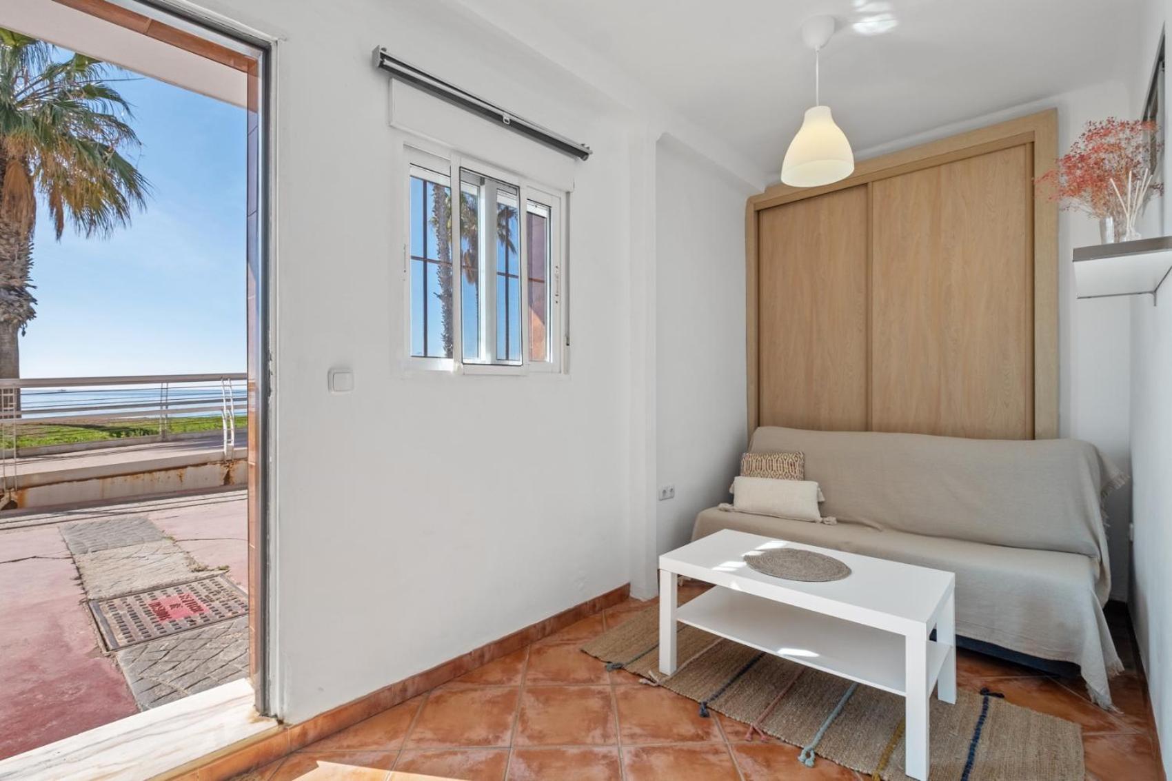 Apartamento Frente A La Playa Malaga Luaran gambar